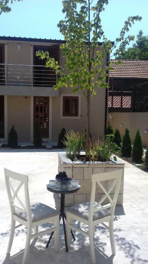 Hotel Tilia Cetinje Exterior foto
