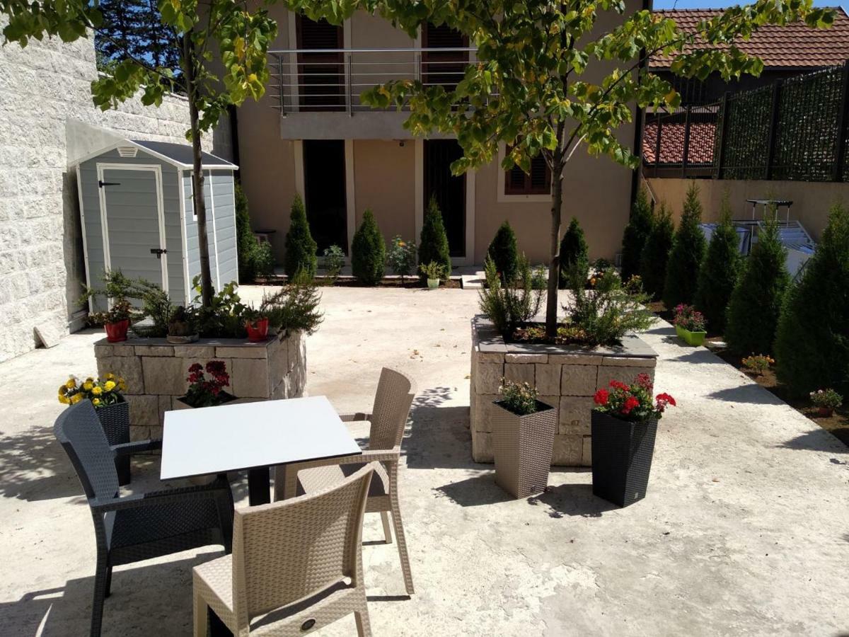 Hotel Tilia Cetinje Exterior foto